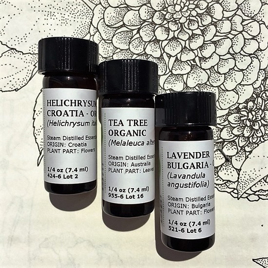 Helichrysum, Tea Tree, Lavender